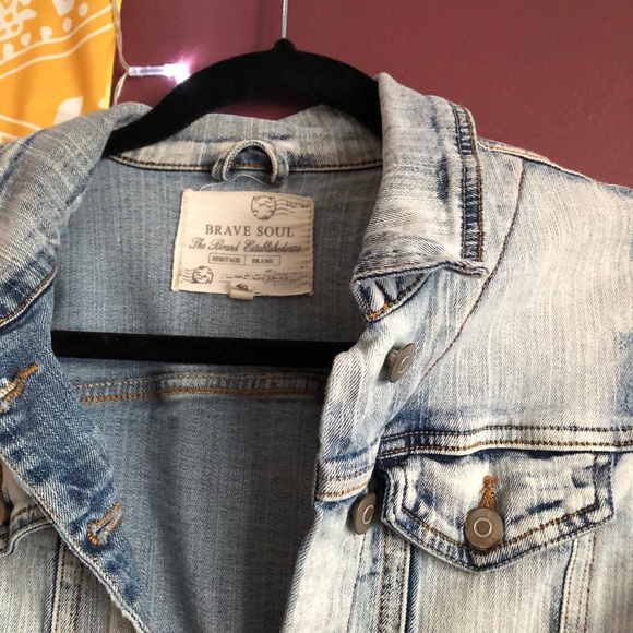 Brave Soul Light Wash Denim Jacket - Picture 2 of 4